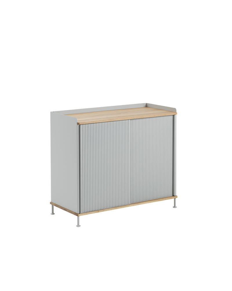 Enfold - Šedý sideboard - Žebrovaný kov - Dub